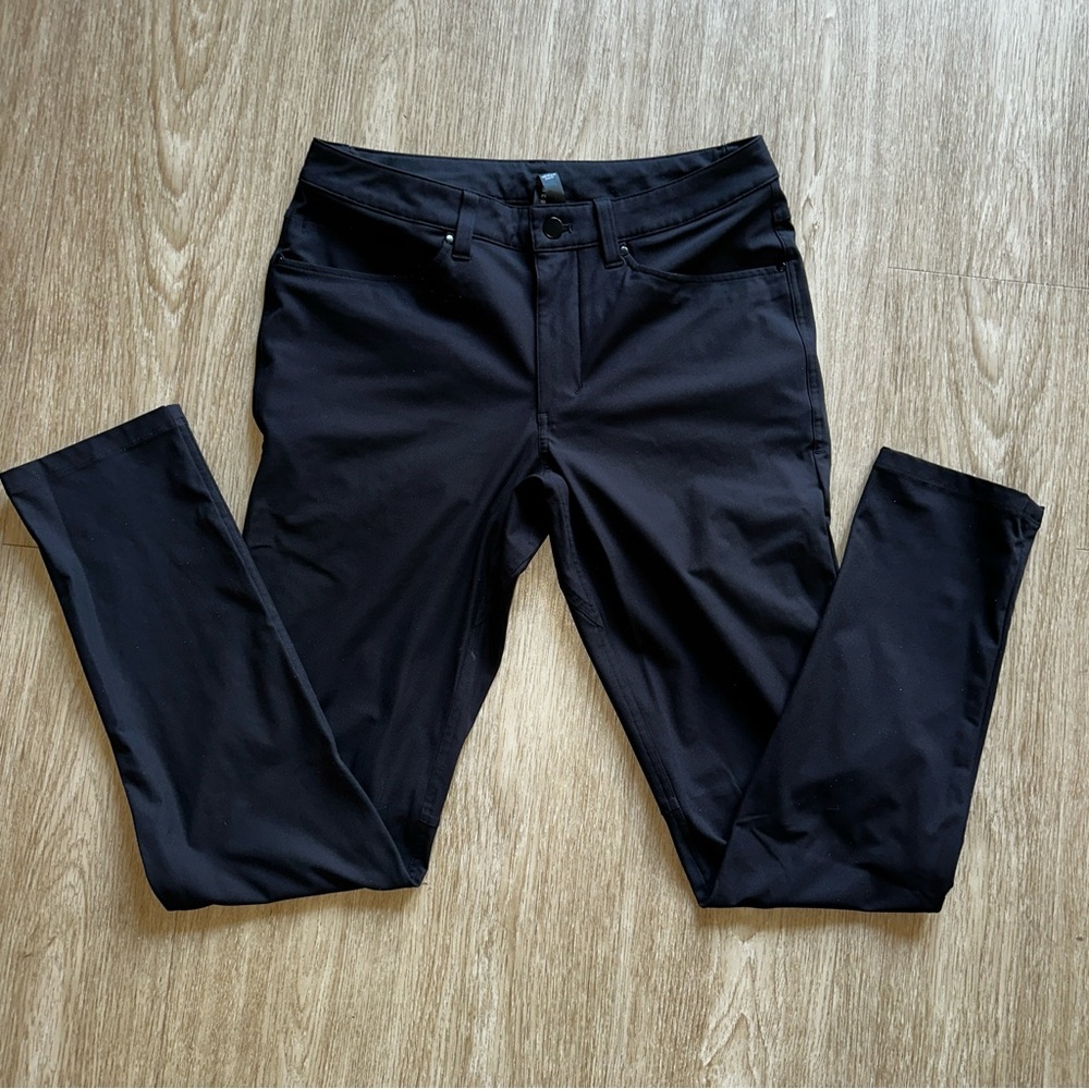 Lululemon Slim fit 5-Pocket Pant